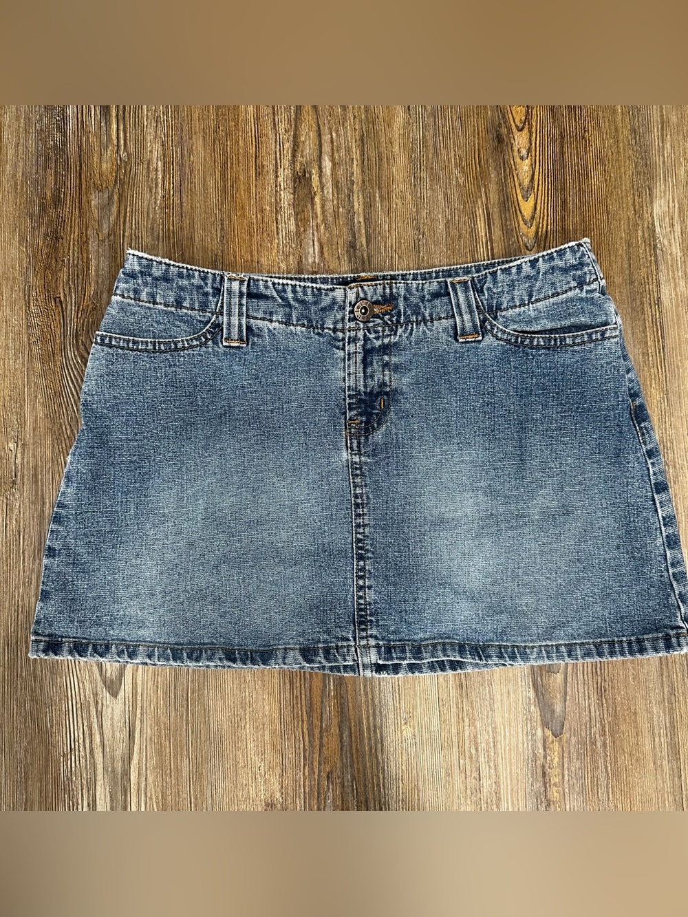 Y2K Lei Washed Blue Denim Mini Skirt Women’s Medium